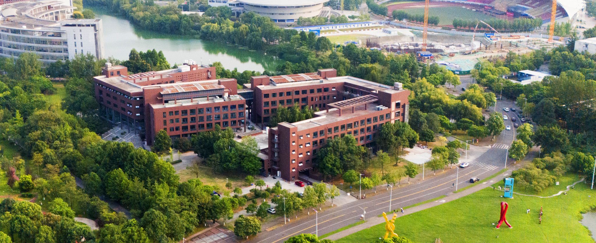  漫蛙漫画
获得10项国家自然科学基金资助